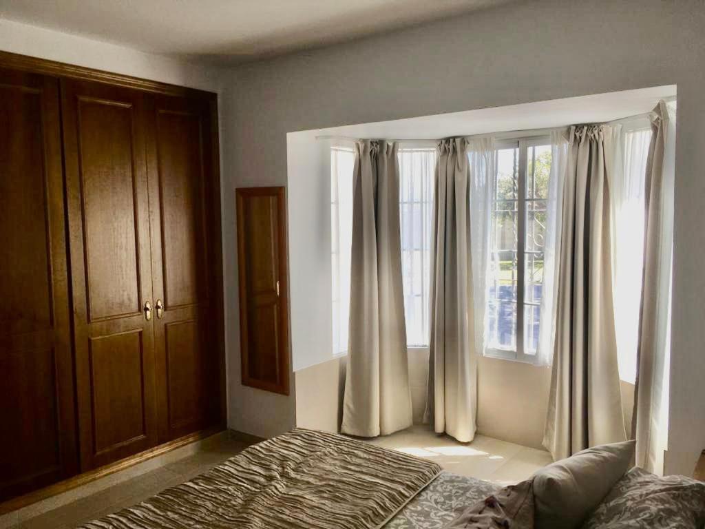 Villa Torrealta, 4000 M2 Кадис Экстерьер фото